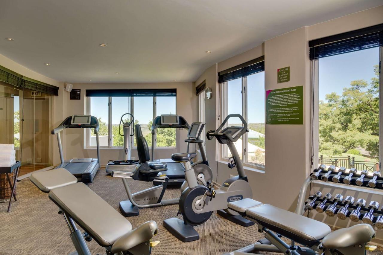 Mount Grace Hotel & Spa Magaliesburg Bagian luar foto The gym at the hotel